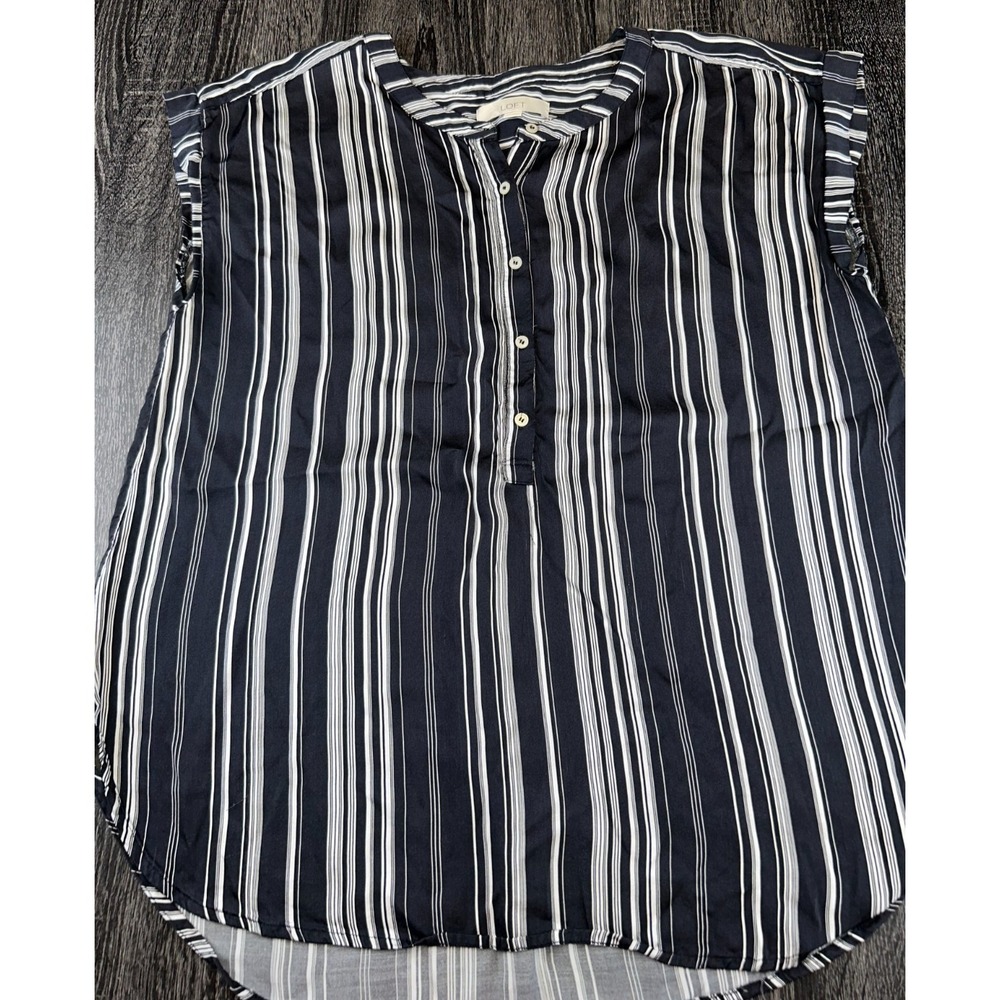 LOFT Black White Striped Sleeveless Button Front Blouse Large Preppy Modern
